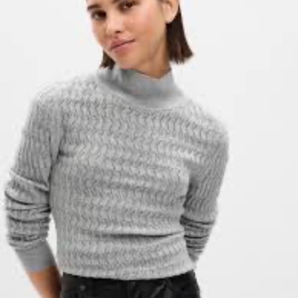 Gap Silver/ Gray Pointelle Knit Turtleneck Sweater